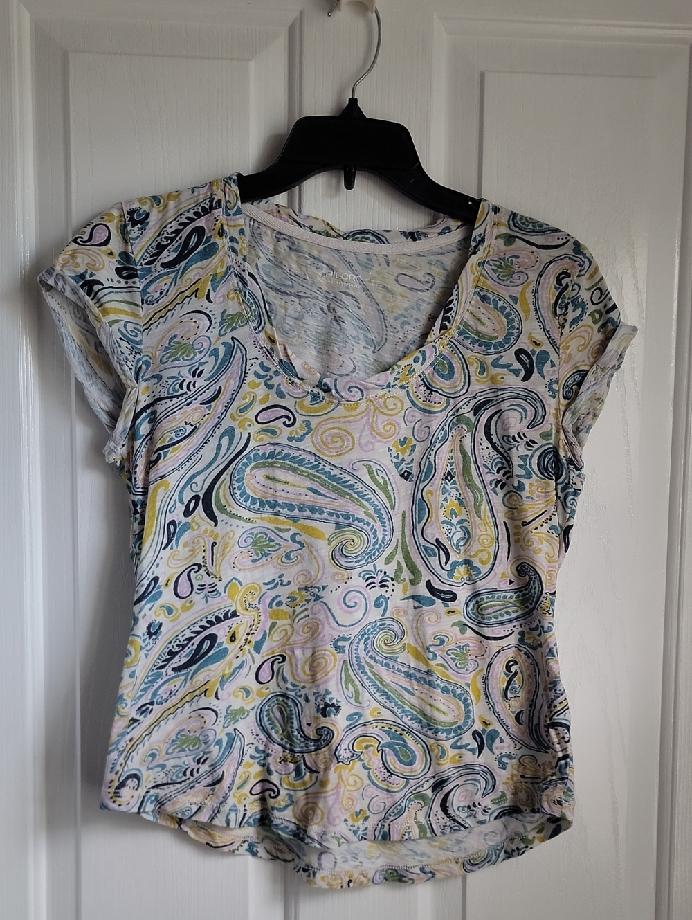 Pilcro Anthropologie Women’s Paisley V-Neck Tee in Multicolor Small S Ahort Top
